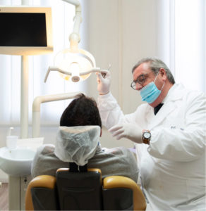 Lorenzo Favero - Professionisti al lavoro - Prof. Lorenzo Favero - Odontoiatria Specialistica